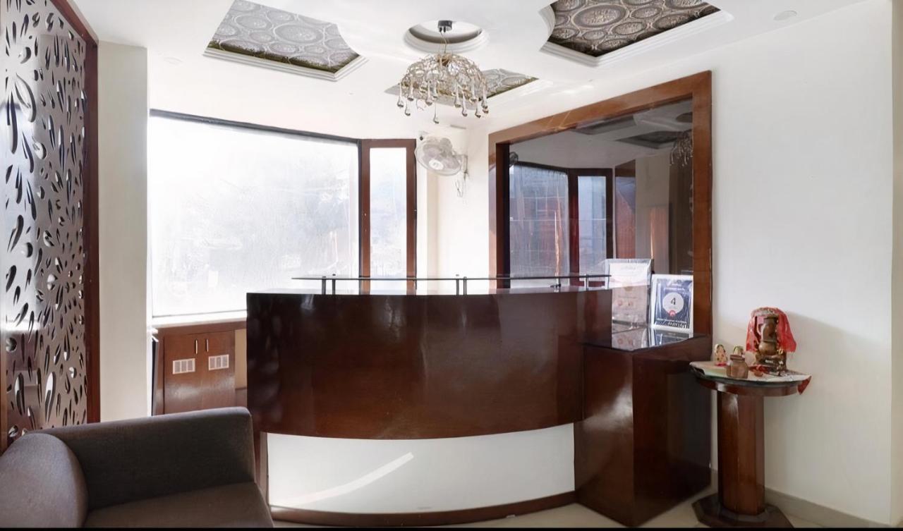 Hotel Himalaya Haridwār Extérieur photo