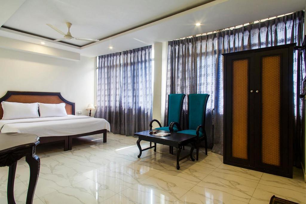 Hotel Himalaya Haridwār Extérieur photo